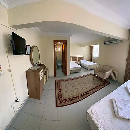 Hotel Sancak 3*