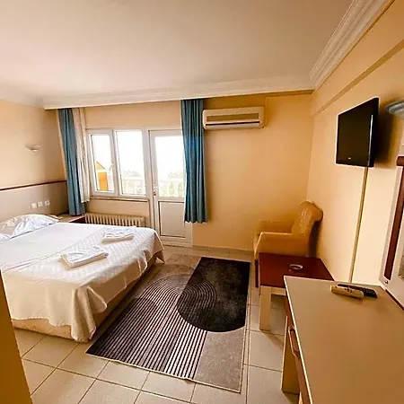 Hotel Sancak 3*